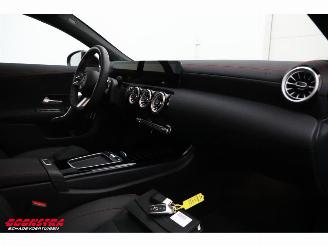 Mercedes Cla-klasse 180 Shooting Brake Star Ed. 7G-T AMG LED ACC Camera SHZ 6.727 km! picture 14