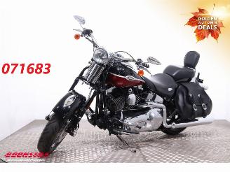krockskadad bil motor Harley-Davidson  FLSTS Softail Springer Vance & Hines 2005/1