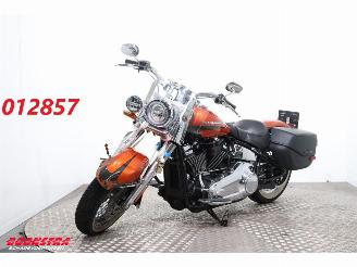 Harley-Davidson  107 FLDE Softail Deluxe 5HD Jekill & Hyde ABS LED 18.643 km! picture 1