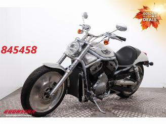 skadebil bedrijf Harley-Davidson Sprinter VRSCA V-Rod 100 Year Anniversary. 2003/1