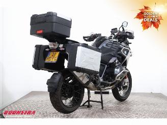 BMW R 1250 GS Triple Black 3X Pakket! picture 3