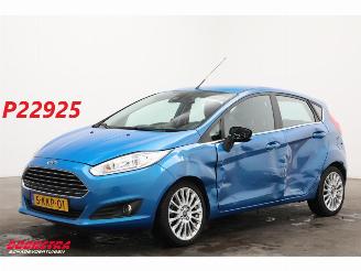 uszkodzony samochody osobowe Ford Fiesta 1.0 EcoBoost Titanium Navi Clima Cruise PDC 2013/5