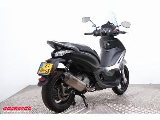 Piaggio Beverly 350 ABS picture 3