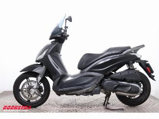 Piaggio Beverly 350 ABS picture 5