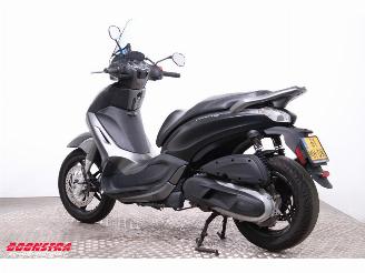 Piaggio Beverly 350 ABS picture 4
