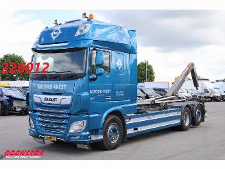 krockskadad bil vrachtwagen DAF XF 480 FAN VDL S-25-660 2X 2020 6X2 Euro 6 Dakairco 2020/11
