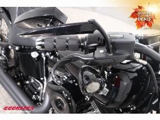 Harley-Davidson  110 FLSS Softail Slim S Vance Hines 8.428 mi! picture 16