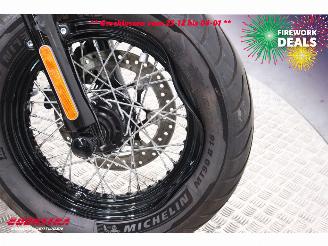 Harley-Davidson  110 FLSS Softail Slim S Vance Hines 8.428 mi! picture 13