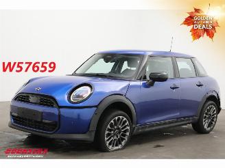 krockskadad bil auto Mini Cooper 1.5 Aut. C Classic LED Leder HUD SHZ LRHZ Camera 2024/11