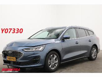 krockskadad bil auto Ford Focus 1.0 EcoBoost Hybrid Titanium LED Navi Clima Cruise PDC 2023/9