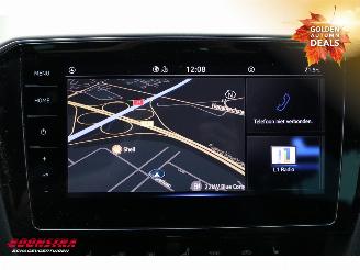 Volkswagen Passat Variant 1.5 TSI DSG R-Line LED ACC Leder Camera SHZ AHK picture 25