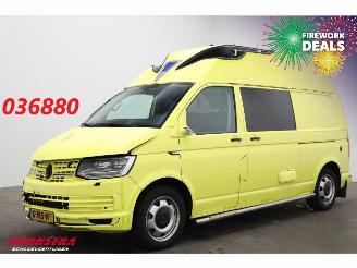 skadebil bedrijf Volkswagen Transporter 2.0 TDI 205 PK DSG RTW Ambulance LED Leder Cruise PDC 2019/10