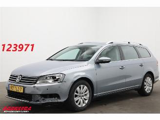 krockskadad bil auto Volkswagen Passat Variant 1.4 TSI DSG Comfortline Leder Navi Clima Cruise PDC AHK 2012/6