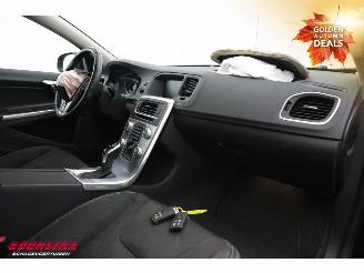 Volvo V-60 1.5 T2 Aut. Polar+ BiXenon Navi Clima Cruise SHZ PDC 152.278 km! picture 13