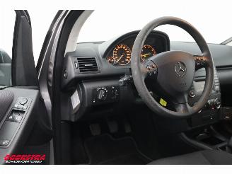 Mercedes A-klasse 160 BlueEFFICIENCY Airco Bluetooth 119.783 km! picture 17