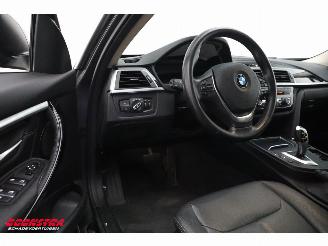 BMW 3-serie Touring 330i Luxury Edition LED Leder Clima Cruise SHZ picture 12