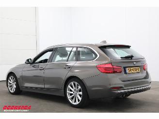 BMW 3-serie Touring 330i Luxury Edition LED Leder Clima Cruise SHZ picture 4