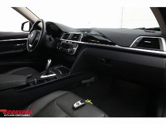 BMW 3-serie Touring 330i Luxury Edition LED Leder Clima Cruise SHZ picture 6