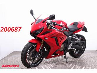 krockskadad bil motor Honda  CBR 650R 95PK ABS Akrapovic LED 8.217 km! 2022/4