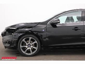 Volvo V-60 2.0 D2 Ocean Race Clima Navi 88.508km! picture 13