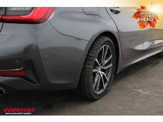 BMW 3-serie 330i Business Edition LED LiveCockpitPro Clima Navi Cruise picture 5