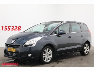 Voiture accidenté Peugeot 5008 1.6 THP GT Executive 7-Pers. Pano Leder ACC HUD Navi Cruise SHZ AHK 2013/9