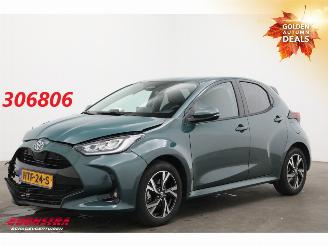 Coche accidentado Toyota Yaris 1.5 Hybrid 115 Dynamic LED ACC LRHZ SHZ Camera PDC 3.421 km! 2025/6
