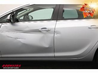 Opel Astra Sports Tourer 1.4 Turbo Blitz Navi Airco Cruise PDC AHK picture 8