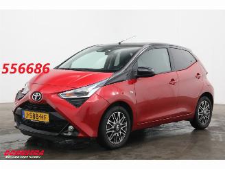 Vaurioauto  passenger cars Toyota Aygo 1.0 VVT-i x-clusiv Apple/Android Clima Cruise Camera PDC 15.694 km! 2020/8