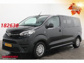 krockskadad bil bedrijf Toyota Proace 1.5 D-4D 9-Pers. Navi Airco Cruise PDC AHK 145.409 km! 2020/9