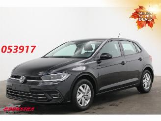 skadebil auto Volkswagen Polo 1.0 TSI DSG Highline LED Apple/Android Camera 1.604 km! 2025/6