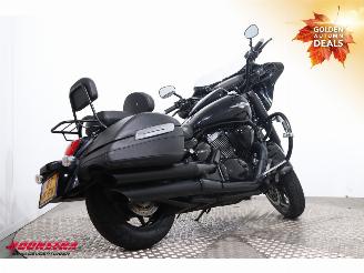 Suzuki  C 1500 BT Intruder ABS Apple/Android Radio 32.752 km! picture 3