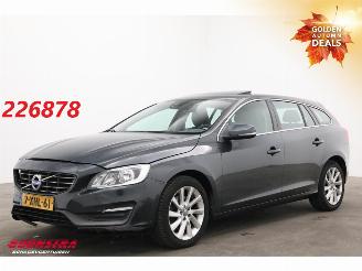 Volvo V-60 1.6 D2 Momentum Schuifdak Navi Clima Cruise PDC AHK picture 1
