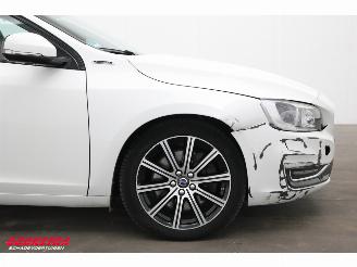 Volvo V-60 2.4 D5 Twin Engine Summum Memory Leder Cruise SHZ AHK picture 5