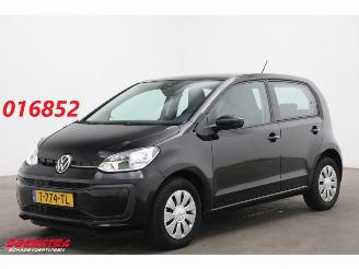 Damaged car Volkswagen Up! 1.0 5-DRS Airco Bluetooth 39.306 km! 2023/9