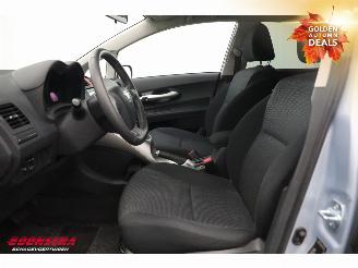 Toyota Auris 1.8 Full Hybrid Aspiration Navi Clima Cruise PDC 83.113 km! picture 16