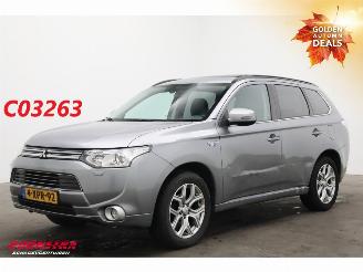 uszkodzony samochody osobowe Mitsubishi Outlander 2.0 PHEV Instyle Schuifdak Leder Navi Clima Cruise Camera SHZ AHK 2014/10