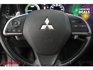Mitsubishi Outlander 2.0 PHEV Instyle Schuifdak Leder Navi Clima Cruise Camera SHZ AHK picture 20