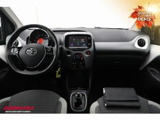 Toyota Aygo 1.0 VVT-i x-play Automaat Airco Camera Bluetooth 18.414 km!! picture 8