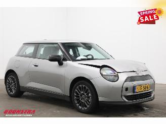 Mini Cooper SE Electric 54.2 kWh 218 PK LED Navi Cruise Camera picture 2