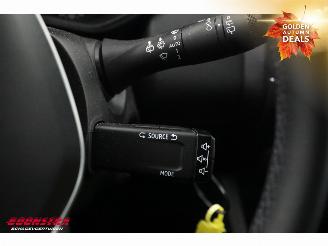 Renault Clio 1.0 TCe 90 Equilibre LED Navi Airco Cruise 32.063 km! picture 18