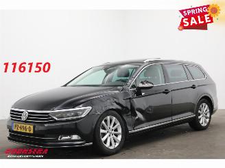škoda osobní automobily Volkswagen Passat Variant 1.4 TSI DSG Highline Pano ACC Virtual Leder ErgoComf. SHZ Camera AHK 2017/1