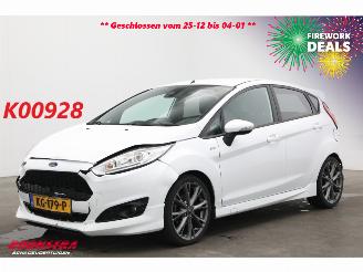 Damaged car Ford Fiesta 1.0 EcoBoost ST Line 5-DRS Navi Clima Cruise PDC 139.258 km! 2016/8
