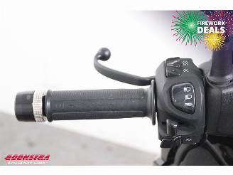 Yamaha  X-Max 125 LED 11.276 km! picture 24