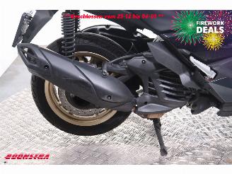 Yamaha  X-Max 125 LED 11.276 km! picture 14