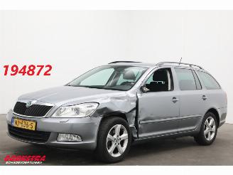 Coche accidentado Skoda Octavia Combi 1.4 TSI Navi Xenon Clima Cruise SHZ Gr.t. Amb. 2012/6
