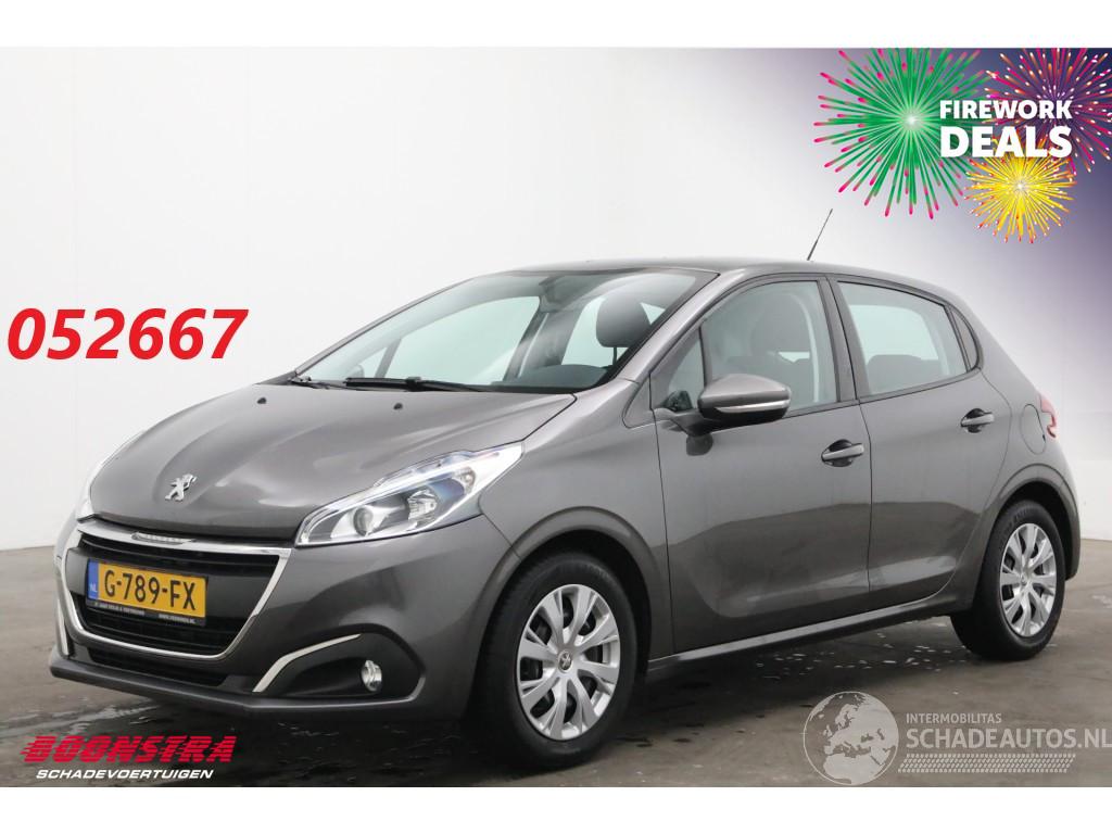 Peugeot 208 1.2 PureT. Signature Navi Camera Carplay Airco Cruise