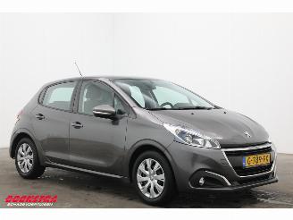 Peugeot 208 1.2 PureT. Signature Navi Camera Carplay Airco Cruise picture 2