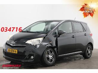 krockskadad bil auto Toyota Verso S 1.3 VVT-i Aspiration Pano Navi Clima Orig NL. 81.374km! 2012/10