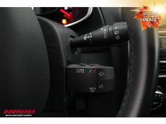 Renault Clio 0.9 TCe Intens Navi Clima Cruise LMV AHK Org. NL picture 23